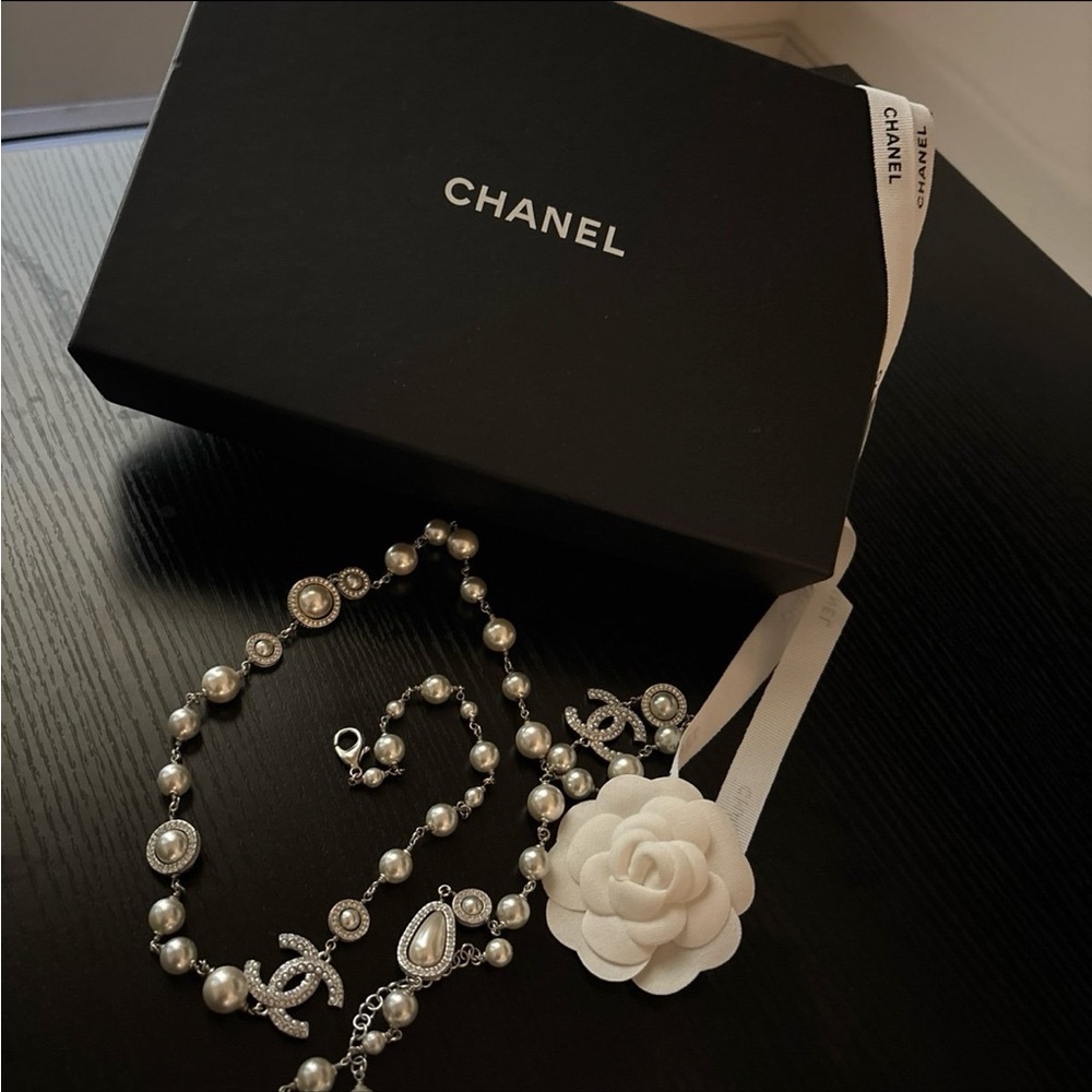 Chanel Authentic Long Faux Pearl Necklace - Picture 2 of 15